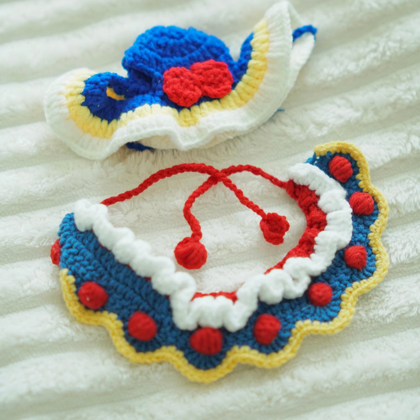 Hand Knit Snow White Set